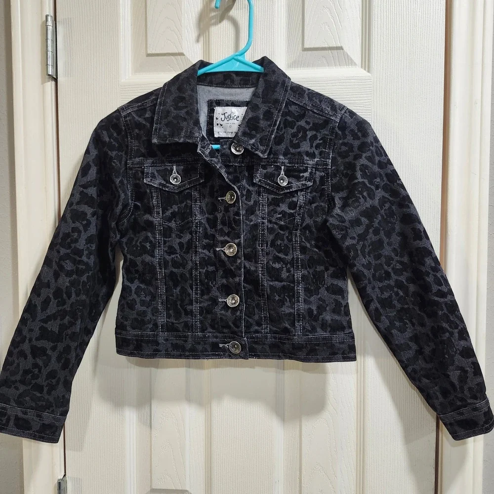 Justice Girls Size 10 Black Grey Leopard Animal Print Denim Trucker Jacket